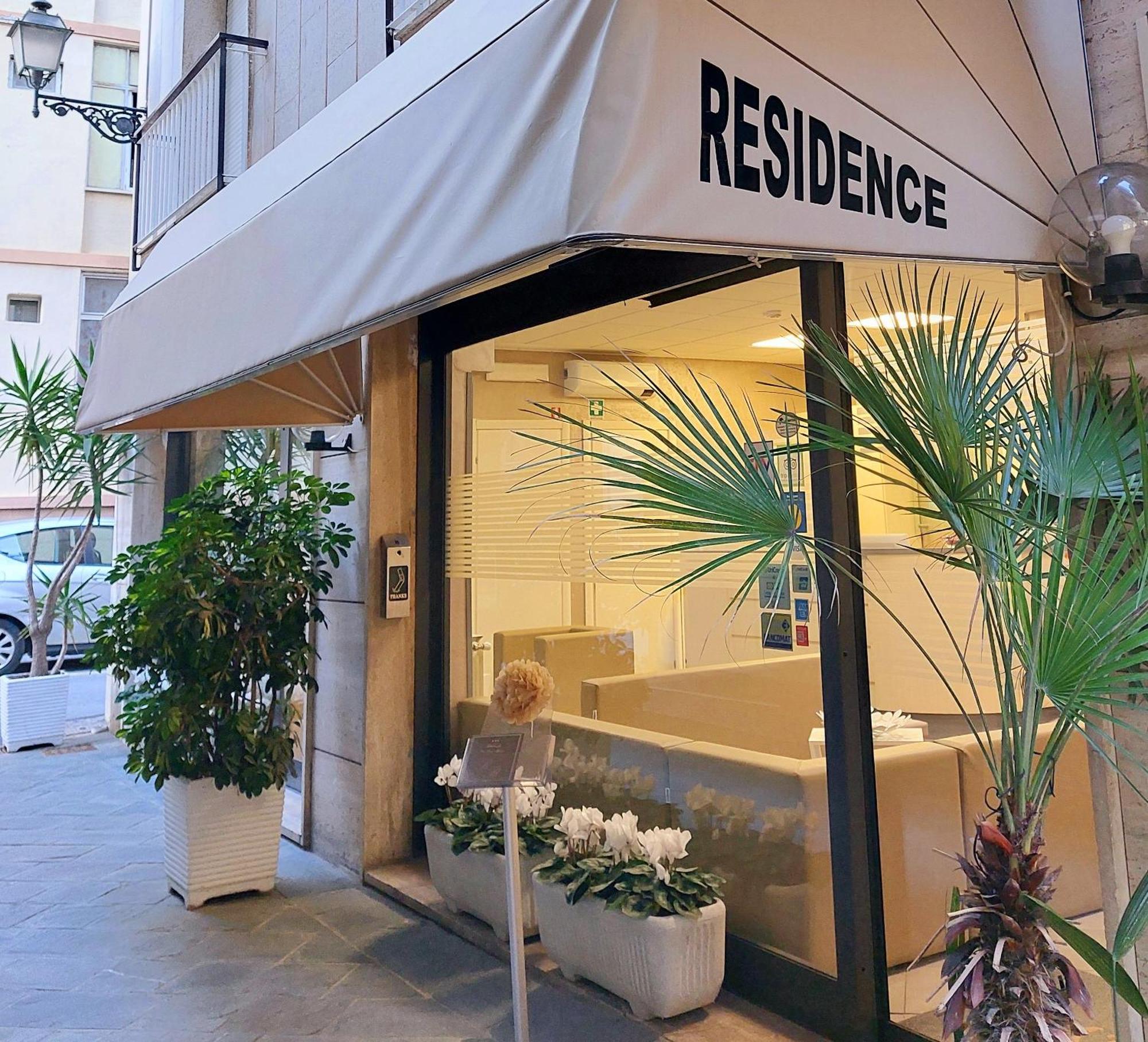 Residence Barusso อาลัสซิโอ ภายนอก รูปภาพ